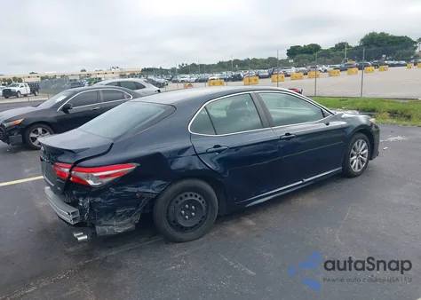 2018 Toyota Camry Se из США, поврежденный, VIN 4T1B11HK5JU601704